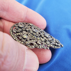 Vintage ORIGINAL Deco STERLING SILVER Diamond Cut Marcasite Brooch Clip BROACH