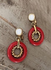 Vintage Red Gold White Double Circle Hoop 2” Drop Resin Stone Clip On Earrings