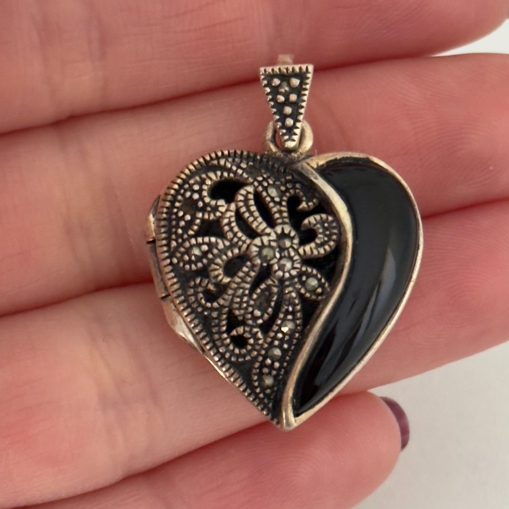 Vintage Sterling Silver Black Onyx Marcasite Floral Puffy Heart Locket Pendant