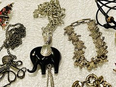 Huge Lot Different Vintage Animals Bugs Pins Necklaces Bracelet Lot