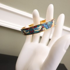 Metropolitan Museum of Art bracelet William Morris Strawberry Thief gold plated