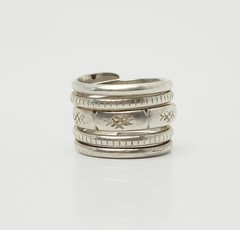 Vintage Latvia sterling silver ethnic folk motif wide spiral ring size 8