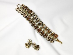 Vintage CORO Caramel Brown Thermo Lucite Bracelet and Earring Set