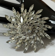 Vintage Signed Weiss Clear Rhinestone Domed Pinwheel Navette Brooch 3” – READ