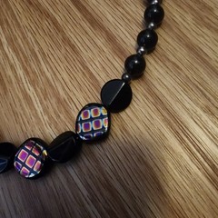 Vintage Black Stone Gem Shiny Iridescent Beads Necklace Beautiful