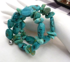 1 3/4″ WIDE LARGE TURQUOISE NUGGET BEADS WIRE WRAP BRACELET ~ 76.29 GRAMS