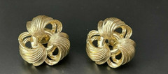 Vintage Lisner Gold tone Earrings Screw Backs Signed