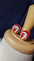 Vintage Red White Off Cream Enamel Gold Tone Clip 1″ Bold Horseshoe Earrings