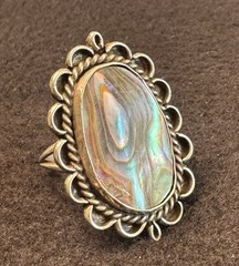 Stunning Vintage Estate Silver Abalone Oval Statement Ring Scalloped Size 7.75