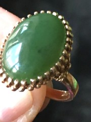 VINTAGE 10K YELLOW GOLD BIG OVAL GREEN NEPHRITE JADE JADEITE RING SOLID HEAVY