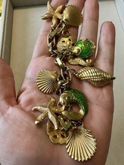 Vintage Gold Tone Nautical Charm Bracelet Sea Life Fish Shell Seahorse Starfish