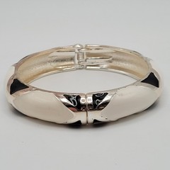 Black White Geometric Abstract Enamel Print Silver Tone Hinged Bangle Bracelet