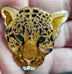 William Spear Green Eyed Cheetah Panther Jaguar Vintage Pin Brooch Easter 1986