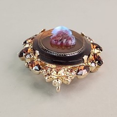Vintage Juliana D & E Cameo Brooch Pendant Necklace Iridescent Rhinestones 2″