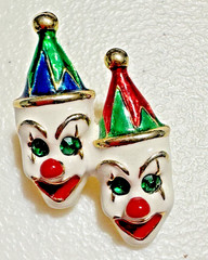 Vintage Enamel Double Clown Brooch Green Rhinestone Eyes Circus Carnival Pin