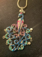 Betsey Johnson Morocco Adventure Peacock Necklace Rare – 13