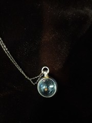 Vintage Mustard Seed Pendant in glass or acrylic ball. Goldtone fitting & chain.