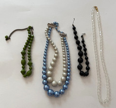 Lot of 3 Vintage Necklaces & 1 Piece of Necklace