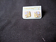 VINTAGE SAMUEL HUANG DESIGNER CLOISONNE EARRINGS GRAY LAVENDER ENAMEL STUD POST