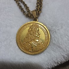 Vintage MIRIAM HASKELL Signed COIN Pendant Necklace LUDWIG WILHELM Gold-tone N29
