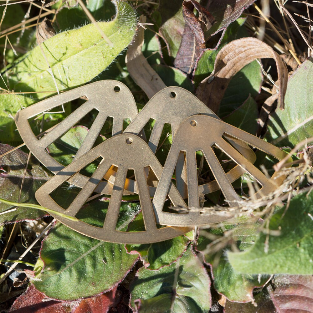 1 Hole Raw Brass Cut Out Dapped Triangle or Fan Pendant Drop (4) mtl111