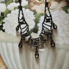 Vintage TARA Aurora Borealis Crystal Festoon Necklace Smoky Drops Gunmetal Chain