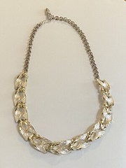 Vintage Silver & Gold Tone Textured Leaf Link Necklace 16” Length