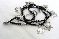28″ LONG SOUTHWESTERN STERLING SILVER TURTLE BIRD RABBIT ONYX BEAD NECKLACE