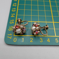 Vtg 50s Faux Pearl Aurora Borealis Rhinestone Cluster Flower Screw Back Earrings
