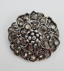 VTG Hollycraft Brooch 1.5in Round Gunmetal Gray Crystal Domed Floral 3D Estate