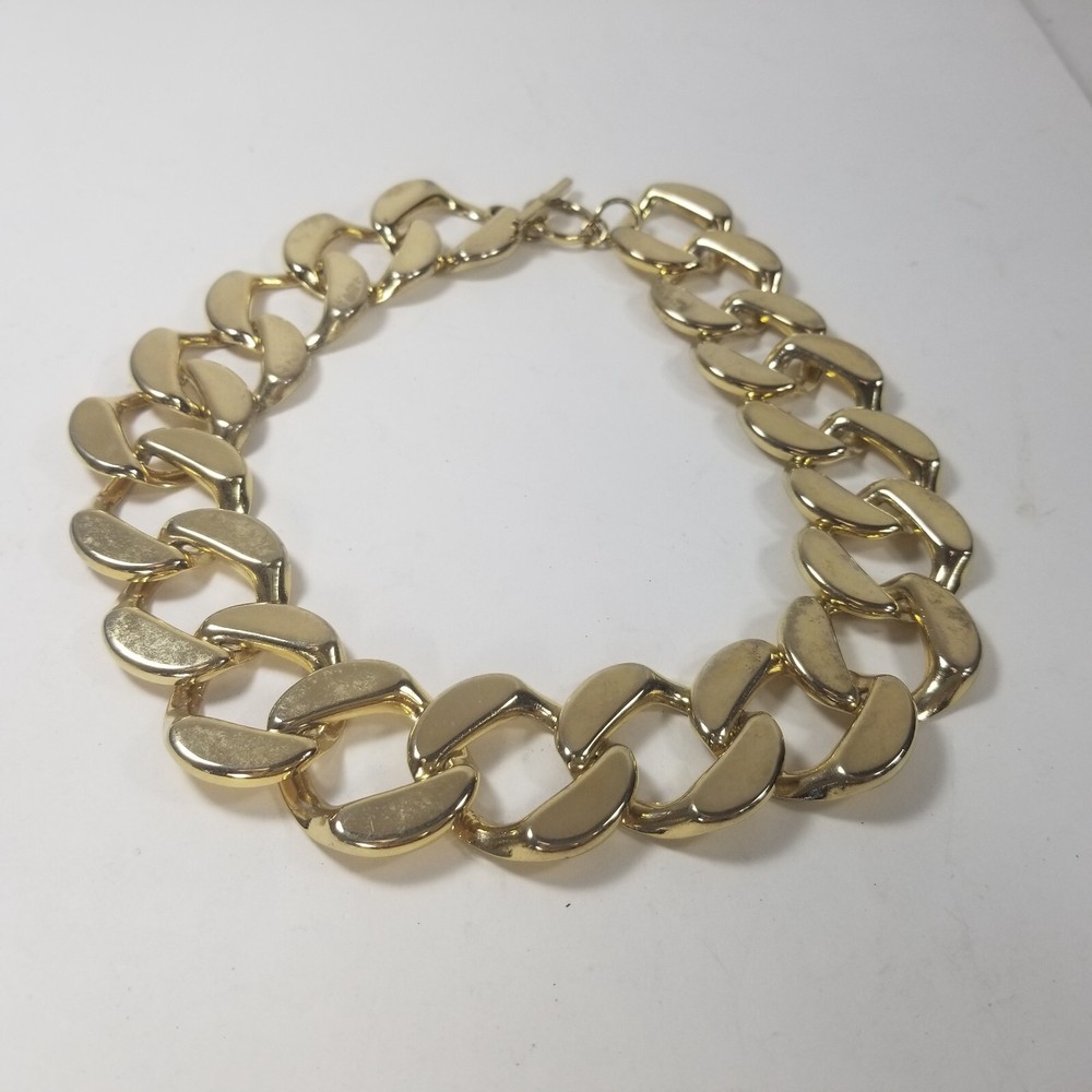 Chunky Curb Link Collar Necklace Gold Tone 17.5 Inch Classic Bold Vintage
