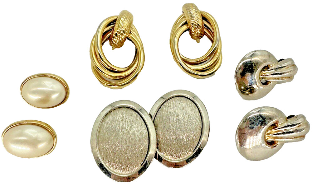 Vintage 1970/80s Clip On Earrings, 4 Pair, Gold-tone, used (DD1)