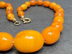 1930 Art Deco Natural Baltic Egg Yolk Amber Bead Beaded Necklace 18gr.