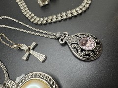 Vintage Costume Jewelry Lot 9 Pc Rhinestone Necklace Pendant Bracelet Earrings
