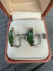Vintage MCM 14k White Gold Retro Marquise Nephrite Jade Screw Back Earrings 4gm