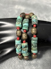 southwestern Style Bracelet Beaded Blue Red Stone triple Strand 7”￼