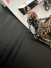 Betsey Johnson Mismatch Skull Earrings Rare – G2