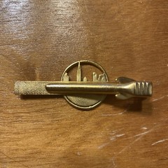 Vintage NYC Skyline Cufflinks Tie Bar Set New York City Gold Tone Skyscraper Box