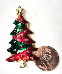 Vintage Signed AAI Gold Tone Red & Green Enamel Christmas Tree Pin / Brooch