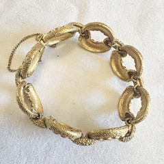Vintage MONET BRACELET Textured Gold Circle Link Statement Cuff MCM