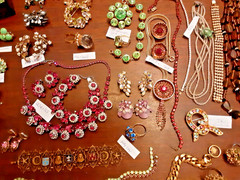 Vtg Costume Jewelry lot W/Gold,Silver , Weiss,krementz,Haskell,Hobe &Rhinestones