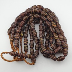 Vintage Venetian Style Feather Desgin Glass Beaded Necklace 22 inches Strand