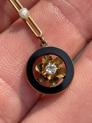 Antique Solid 10K Yellow Gold Diamond Pearl Lavalier Pendant Necklace! 1.1GR!