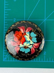 Vintage Wood Hand Paint Russian Lacquer Red Blue Floral Flower 2″ Brooch Pin