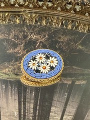 Vintage Italian Micro Mosaic Daisy Flower Floral Gold Tone Oval Pin Brooch