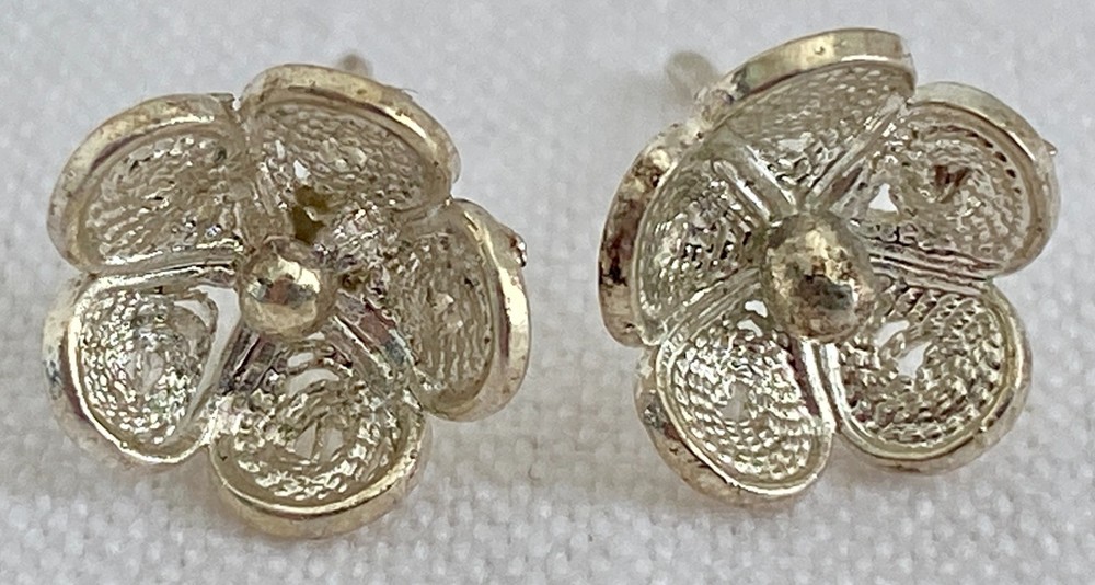 Vintage Sterling Silver Spiral Scroll Flower Filigree Pierced Post Earrings