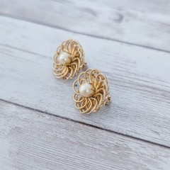 Vintage Clip On Earrings Faux Pearl with Gold Tone Spiral Halo 0.75″