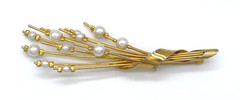 Flowers Brooch Pin Vintage Gold Tone Faux Pearls 3.5 in