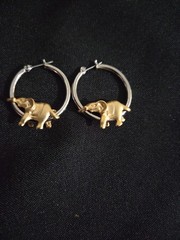 Vintage Two-Tone Elephant Hoop Earrings Gold Tone Charm Slide Silver Tone Hoops
