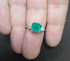 Vintage 14K Gold Engagement Ring 2.21CT. Natural Green Emerald Square Shape